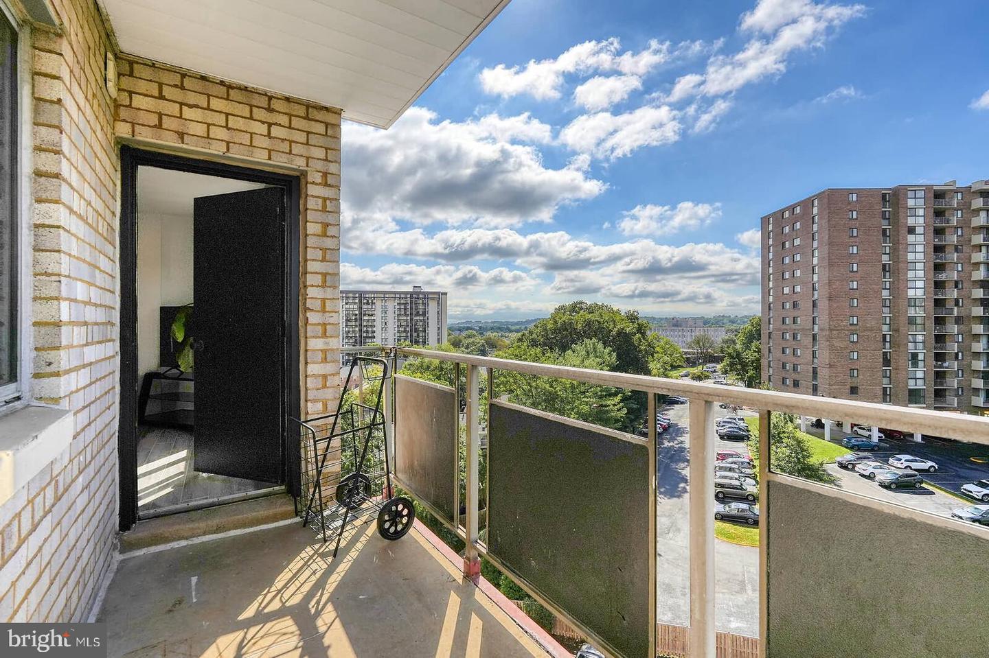 5340 HOLMES RUN PKWY #804, ALEXANDRIA, Virginia 22304, 2 Bedrooms Bedrooms, ,2 BathroomsBathrooms,Residential,For sale,5340 HOLMES RUN PKWY #804,VAAX2049942 MLS # VAAX2049942 5340 HOLMES RUN PKWY #804, ALEXANDRIA, Virginia 22304, 2 Bedrooms Bedrooms, ,2 BathroomsBathrooms,Residential,For sale,5340 HOLMES RUN PKWY #804,VAAX2049942 MLS # VAAX2049942