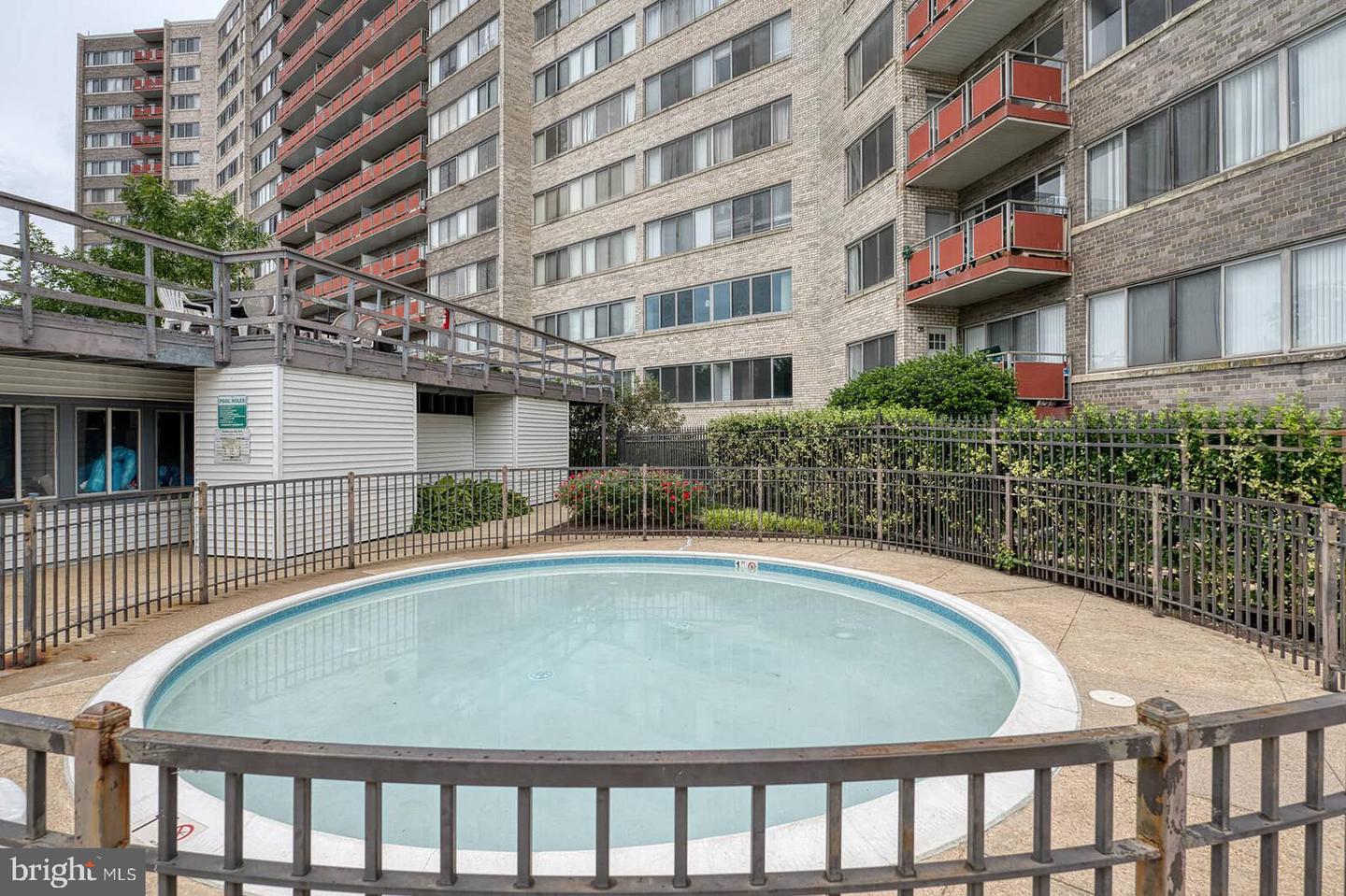 5340 HOLMES RUN PKWY #804, ALEXANDRIA, Virginia 22304, 2 Bedrooms Bedrooms, ,2 BathroomsBathrooms,Residential,For sale,5340 HOLMES RUN PKWY #804,VAAX2049942 MLS # VAAX2049942 5340 HOLMES RUN PKWY #804, ALEXANDRIA, Virginia 22304, 2 Bedrooms Bedrooms, ,2 BathroomsBathrooms,Residential,For sale,5340 HOLMES RUN PKWY #804,VAAX2049942 MLS # VAAX2049942