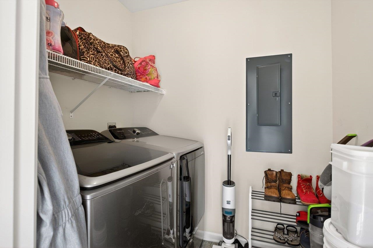 2275 WHITESTONE DR, ROCKINGHAM, Virginia 22801, 3 Bedrooms Bedrooms, ,2 BathroomsBathrooms,Residential,2275 WHITESTONE DR,673331 MLS # 673331