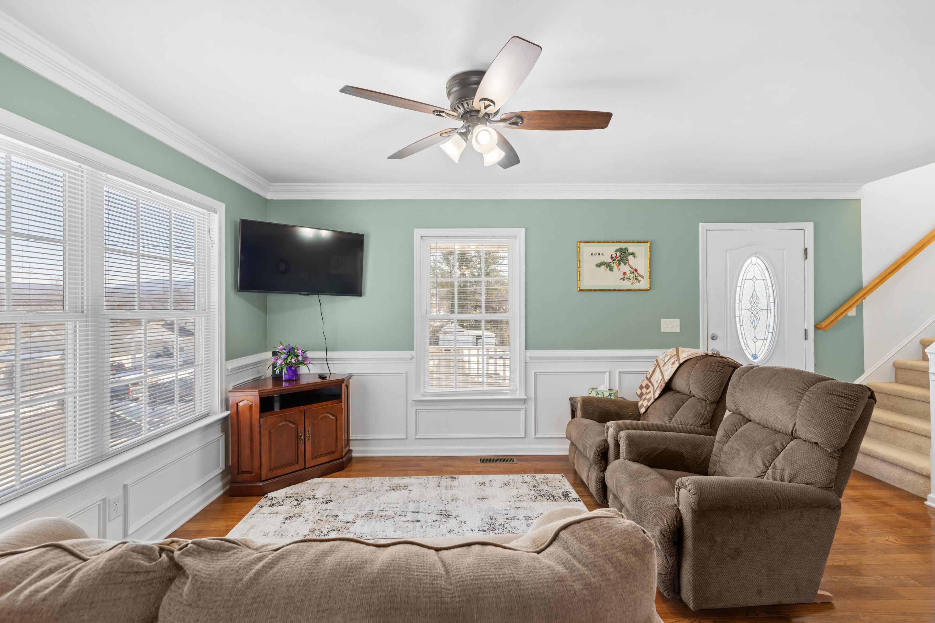 853 SHERWOOD AVE, WAYNESBORO, Virginia 22980, 3 Bedrooms Bedrooms, ,2 BathroomsBathrooms,Residential,853 SHERWOOD AVE,673333 MLS # 673333