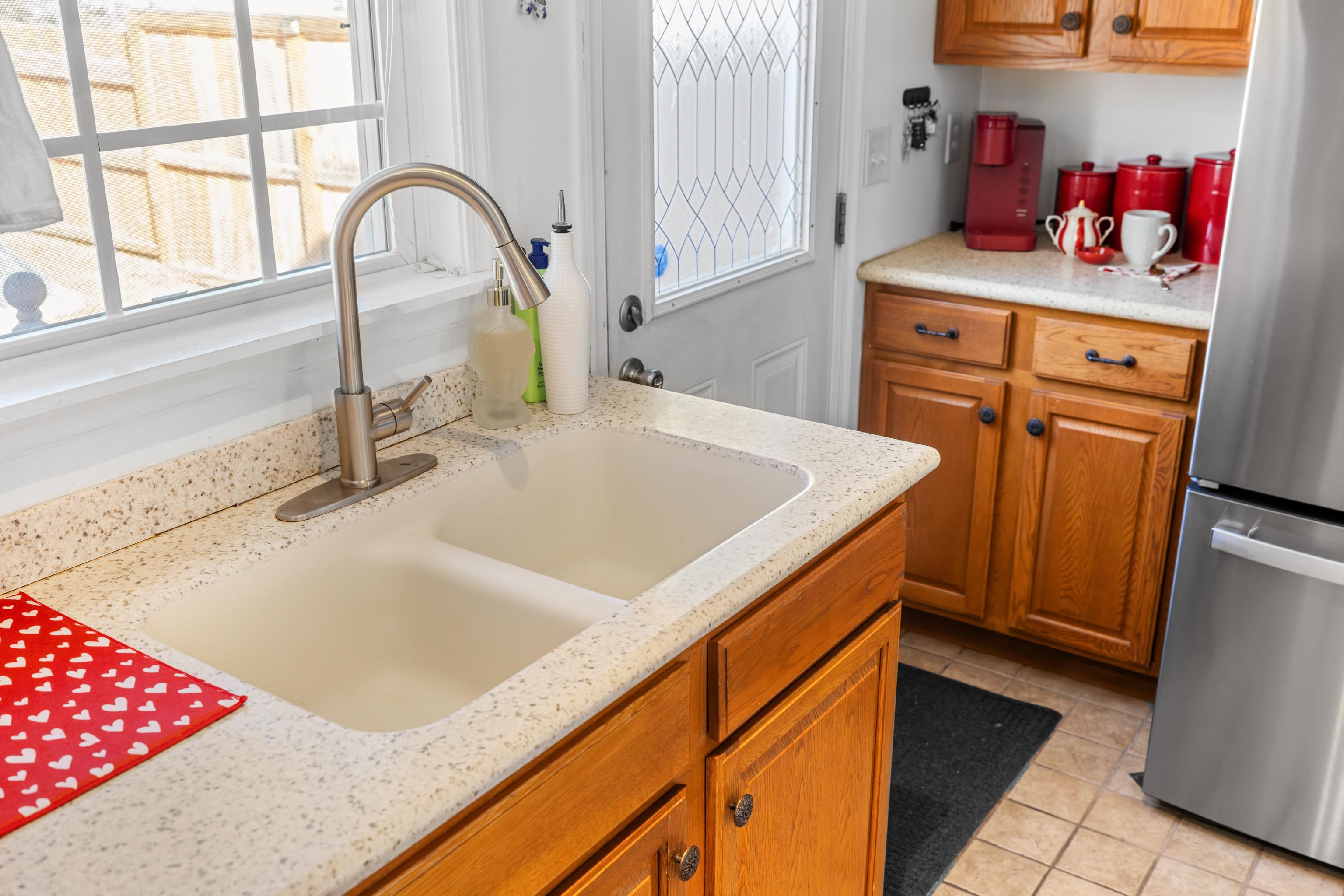 853 SHERWOOD AVE, WAYNESBORO, Virginia 22980, 3 Bedrooms Bedrooms, ,2 BathroomsBathrooms,Residential,853 SHERWOOD AVE,673333 MLS # 673333