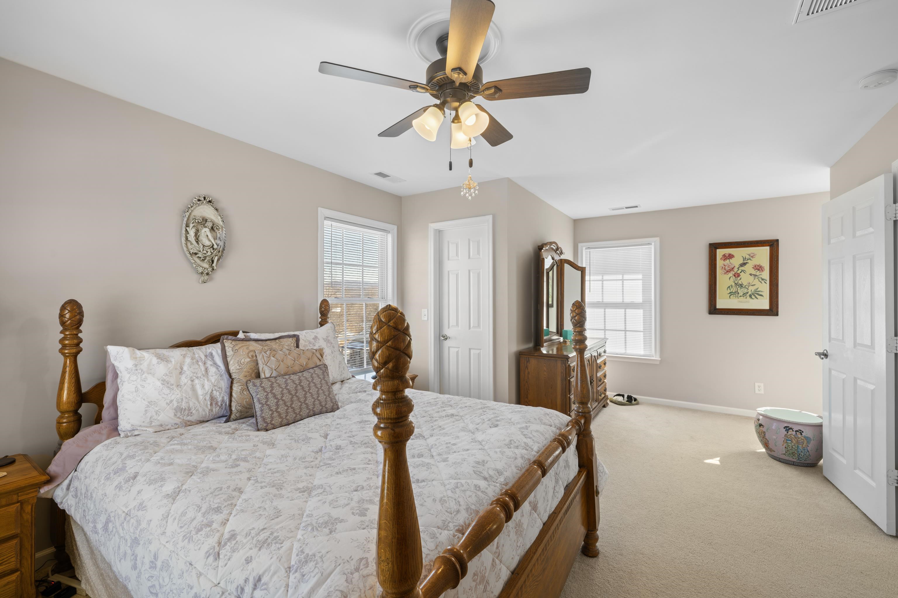 853 SHERWOOD AVE, WAYNESBORO, Virginia 22980, 3 Bedrooms Bedrooms, ,2 BathroomsBathrooms,Residential,853 SHERWOOD AVE,673333 MLS # 673333