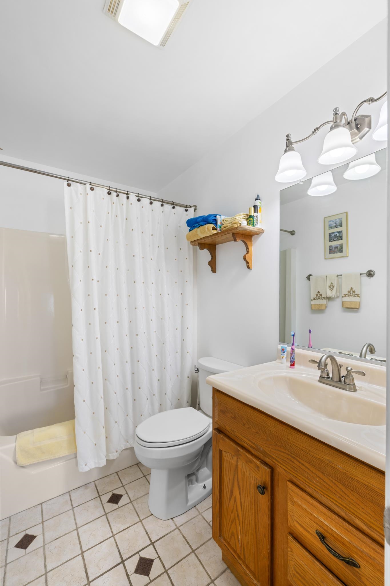 853 SHERWOOD AVE, WAYNESBORO, Virginia 22980, 3 Bedrooms Bedrooms, ,2 BathroomsBathrooms,Residential,853 SHERWOOD AVE,673333 MLS # 673333