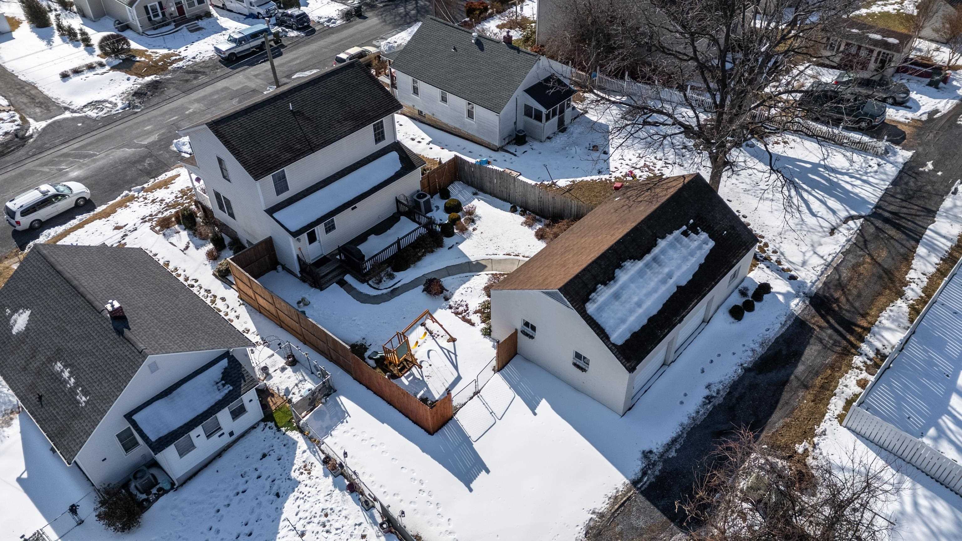 853 SHERWOOD AVE, WAYNESBORO, Virginia 22980, 3 Bedrooms Bedrooms, ,2 BathroomsBathrooms,Residential,853 SHERWOOD AVE,673333 MLS # 673333