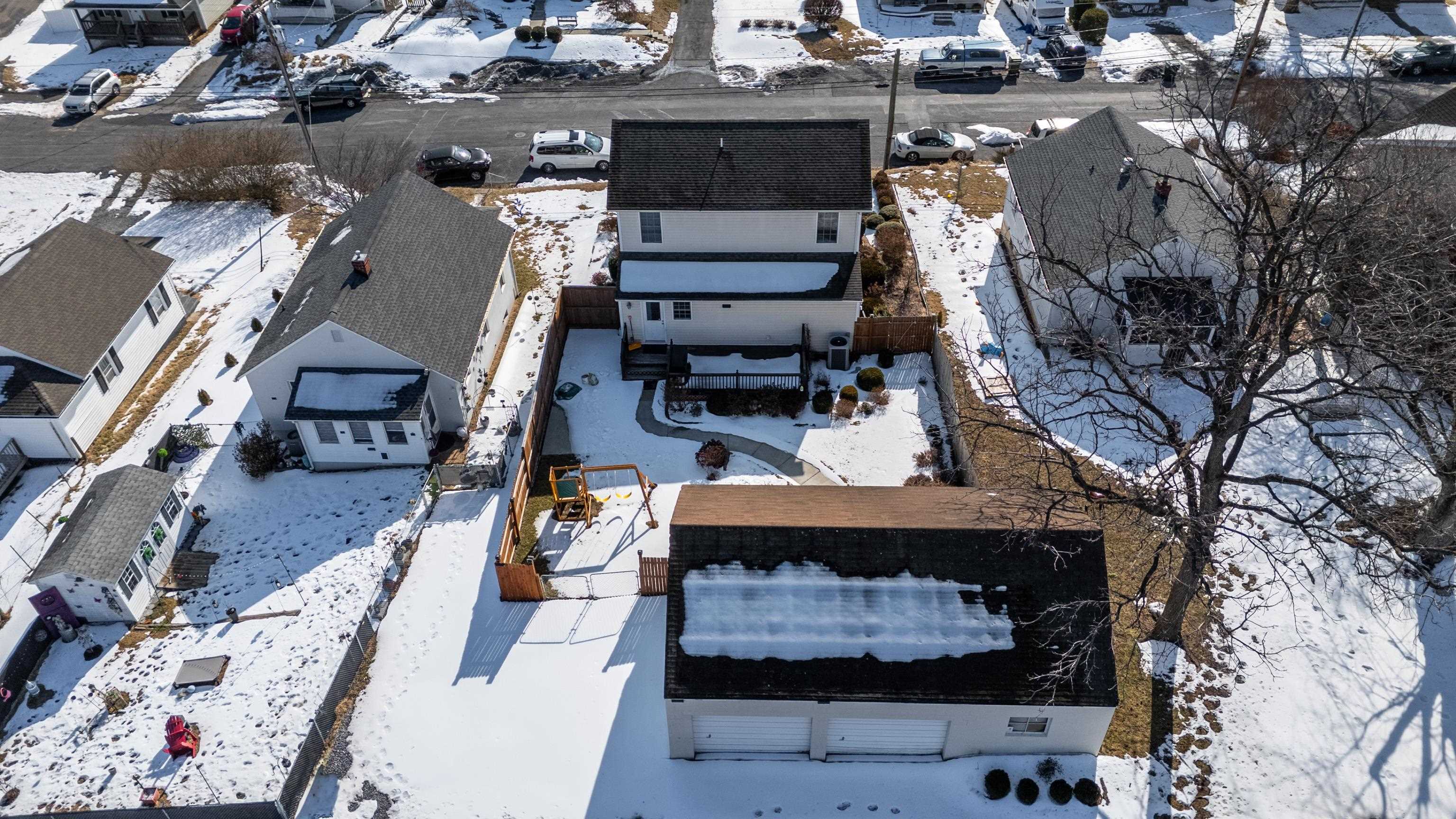 853 SHERWOOD AVE, WAYNESBORO, Virginia 22980, 3 Bedrooms Bedrooms, ,2 BathroomsBathrooms,Residential,853 SHERWOOD AVE,673333 MLS # 673333