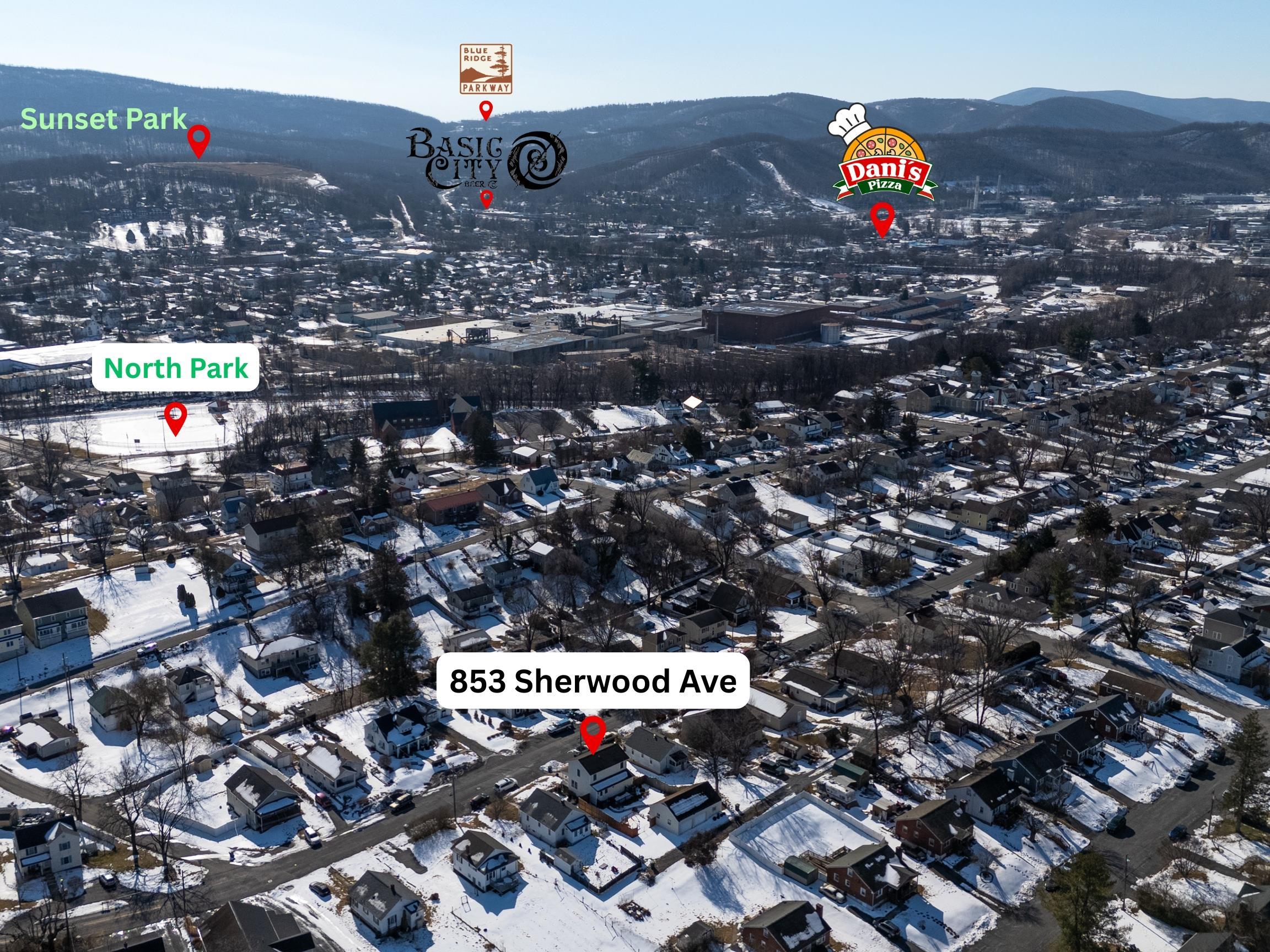 853 SHERWOOD AVE, WAYNESBORO, Virginia 22980, 3 Bedrooms Bedrooms, ,2 BathroomsBathrooms,Residential,853 SHERWOOD AVE,673333 MLS # 673333