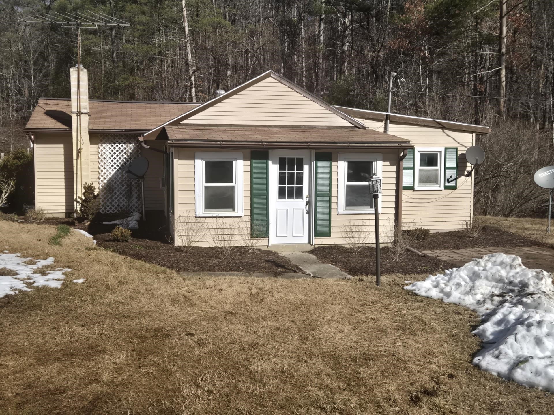 19692 OVERLY HOLLOW RD, BERGTON, Virginia 22811, 2 Bedrooms Bedrooms, ,1 BathroomBathrooms,Residential,19692 OVERLY HOLLOW RD,673334 MLS # 673334