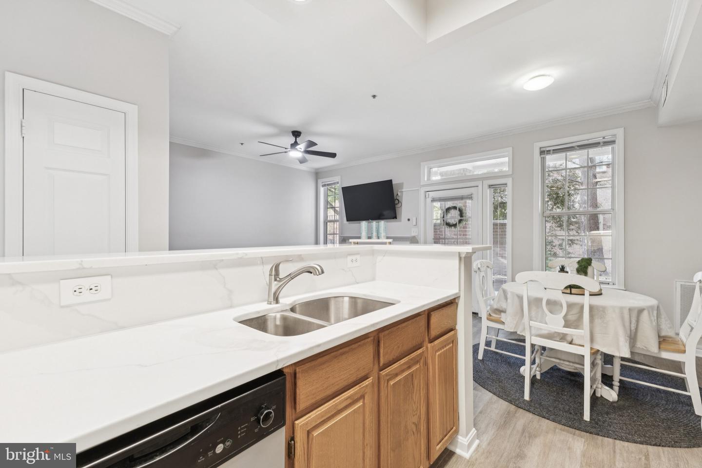 1361 GARDEN WALL CIR #701, RESTON, Virginia 20194, 2 Bedrooms Bedrooms, 5 Rooms Rooms,1 BathroomBathrooms,Residential,For sale,1361 GARDEN WALL CIR #701,VAFX2275966 MLS # VAFX2275966 1361 GARDEN WALL CIR #701, RESTON, Virginia 20194, 2 Bedrooms Bedrooms, 5 Rooms Rooms,1 BathroomBathrooms,Residential,For sale,1361 GARDEN WALL CIR #701,VAFX2275966 MLS # VAFX2275966