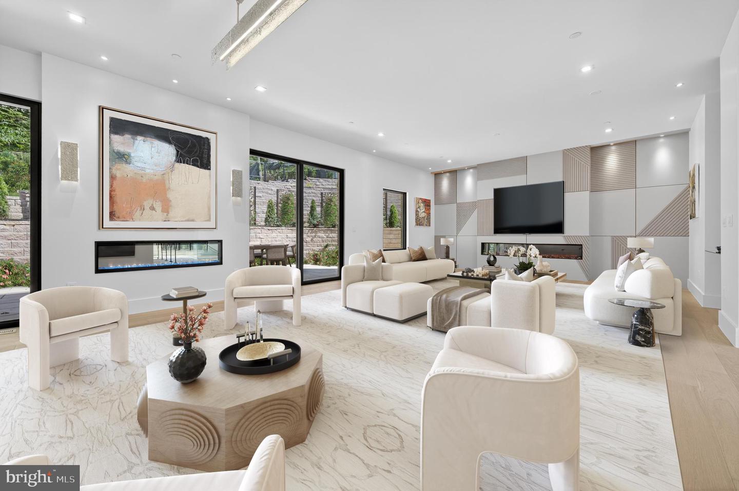 4509 FOXHALL CRESCENT NW, WASHINGTON, District Of Columbia 20007, 5 Bedrooms Bedrooms, ,6 BathroomsBathrooms,Residential,For sale,4509 FOXHALL CRESCENT NW,DCDC2230120 MLS # DCDC2230120