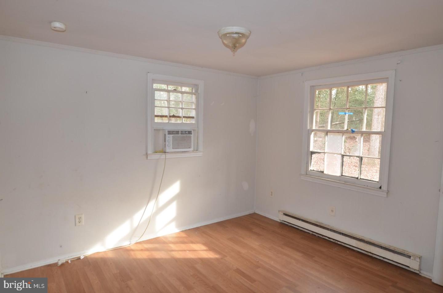 11418 JERSEY RD, KING GEORGE, Virginia 22485, 3 Bedrooms Bedrooms, ,2 BathroomsBathrooms,Residential,For sale,11418 JERSEY RD,VAKG2007364 MLS # VAKG2007364