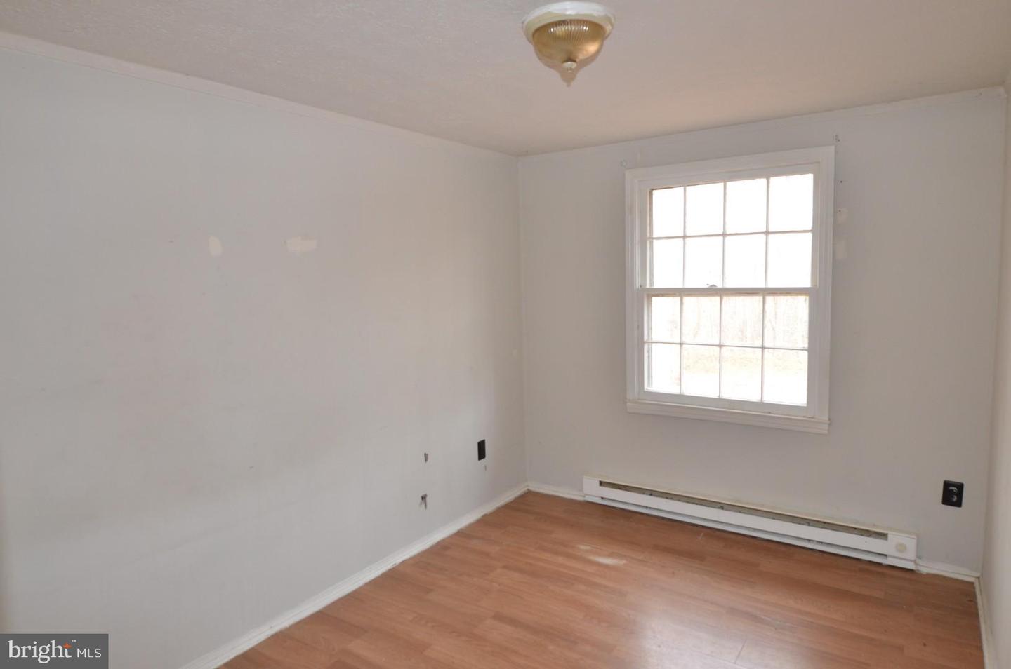 11418 JERSEY RD, KING GEORGE, Virginia 22485, 3 Bedrooms Bedrooms, ,2 BathroomsBathrooms,Residential,For sale,11418 JERSEY RD,VAKG2007364 MLS # VAKG2007364