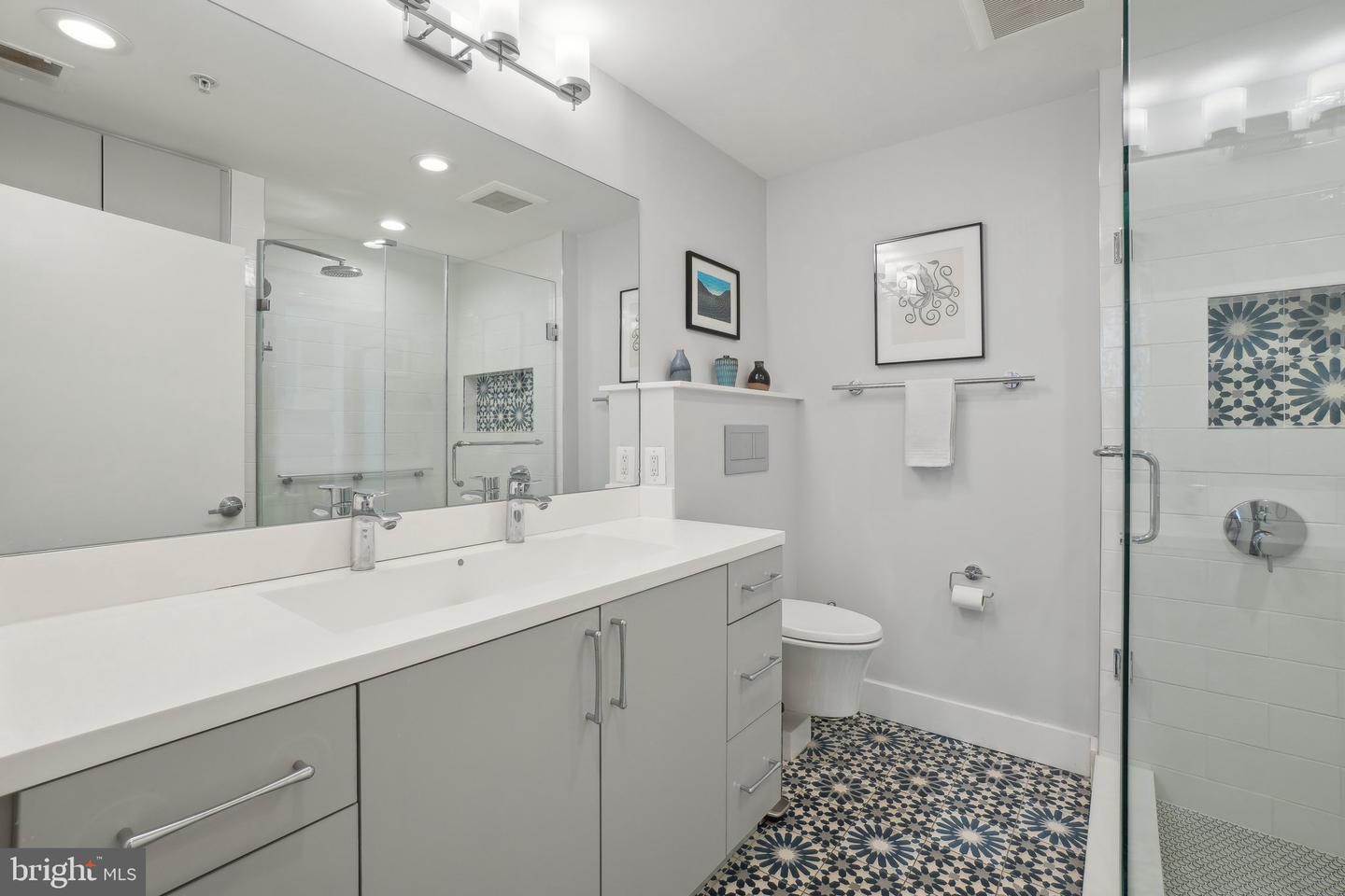 2120 VERMONT AVE NW #309, WASHINGTON, District Of Columbia 20001, 3 Bedrooms Bedrooms, ,2 BathroomsBathrooms,Residential,For sale,2120 VERMONT AVE NW #309,DCDC2238890 MLS # DCDC2238890