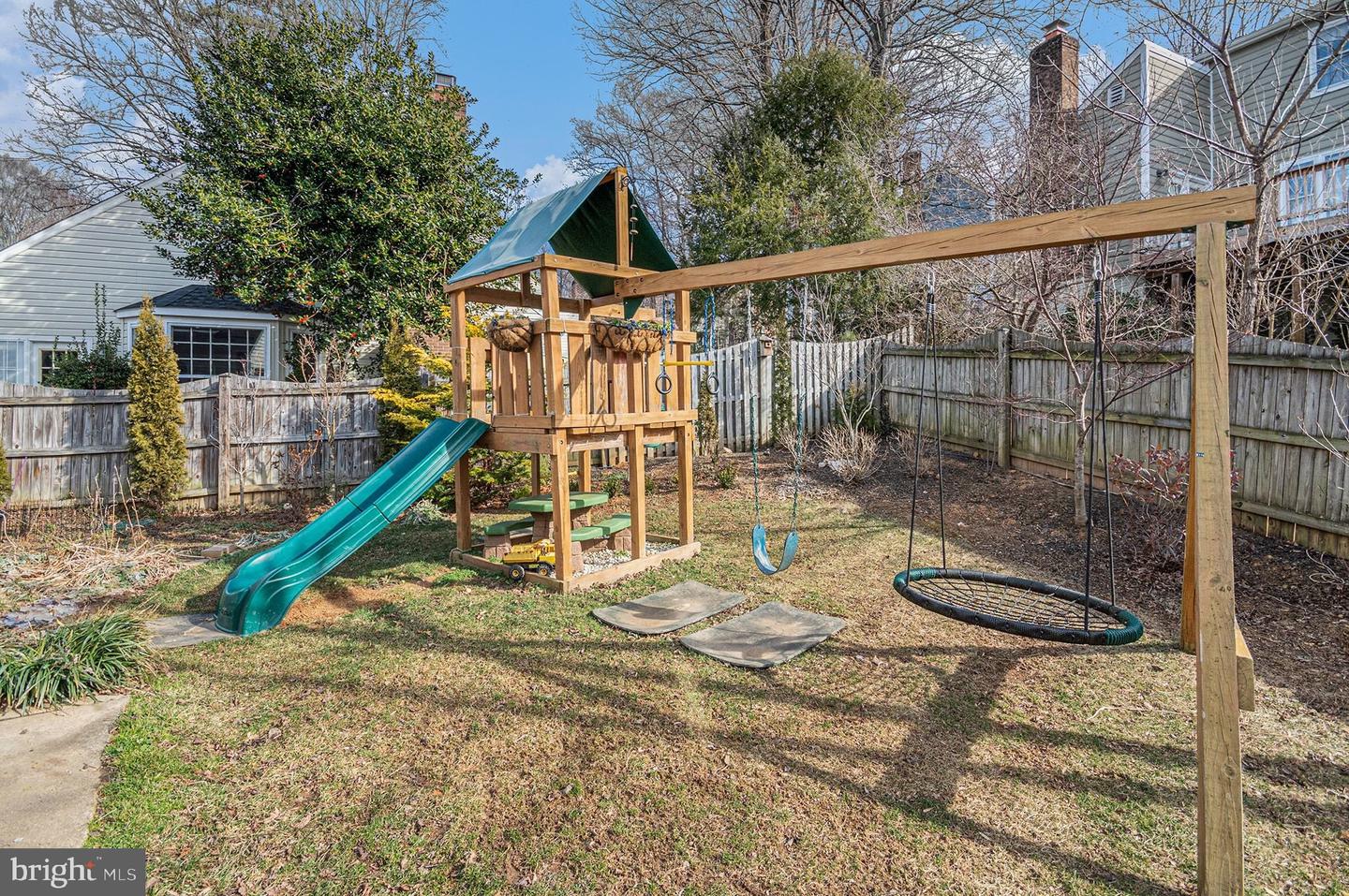 4635 HOLLEYSIDE CT, DUMFRIES, Virginia 22025, 4 Bedrooms Bedrooms, ,3 BathroomsBathrooms,Residential,For sale,4635 HOLLEYSIDE CT,VAPW2109690 MLS # VAPW2109690