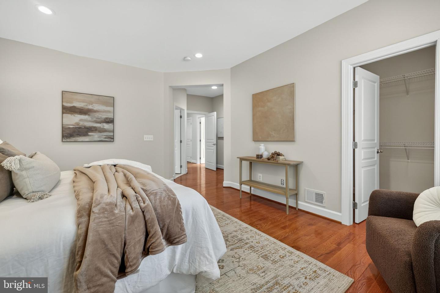 23106 BRONSTEIN LN, BRAMBLETON, Virginia 20148, 5 Bedrooms Bedrooms, ,4 BathroomsBathrooms,Residential,For sale,23106 BRONSTEIN LN,VALO2113470 MLS # VALO2113470