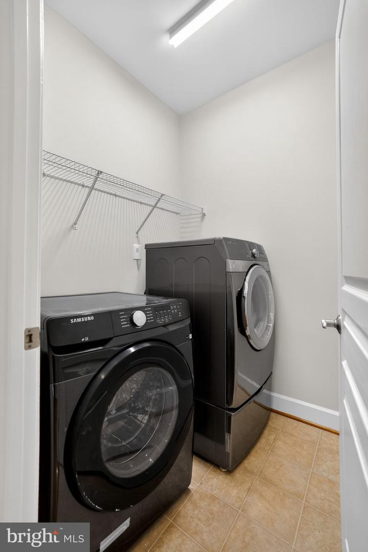 23106 BRONSTEIN LN, BRAMBLETON, Virginia 20148, 5 Bedrooms Bedrooms, ,4 BathroomsBathrooms,Residential,For sale,23106 BRONSTEIN LN,VALO2113470 MLS # VALO2113470