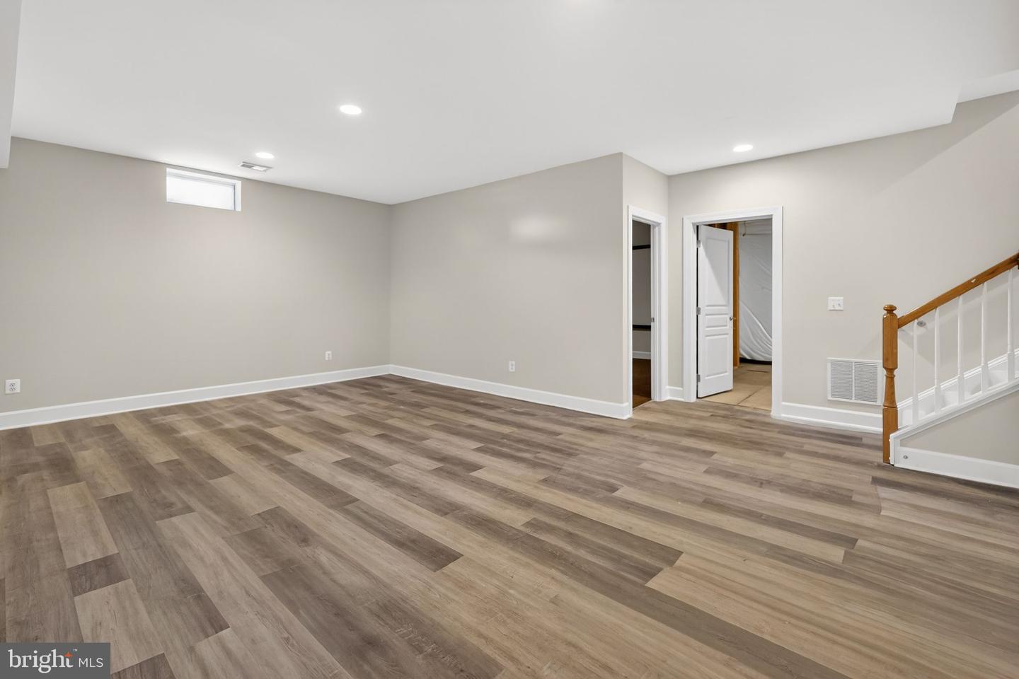 23106 BRONSTEIN LN, BRAMBLETON, Virginia 20148, 5 Bedrooms Bedrooms, ,4 BathroomsBathrooms,Residential,For sale,23106 BRONSTEIN LN,VALO2113470 MLS # VALO2113470