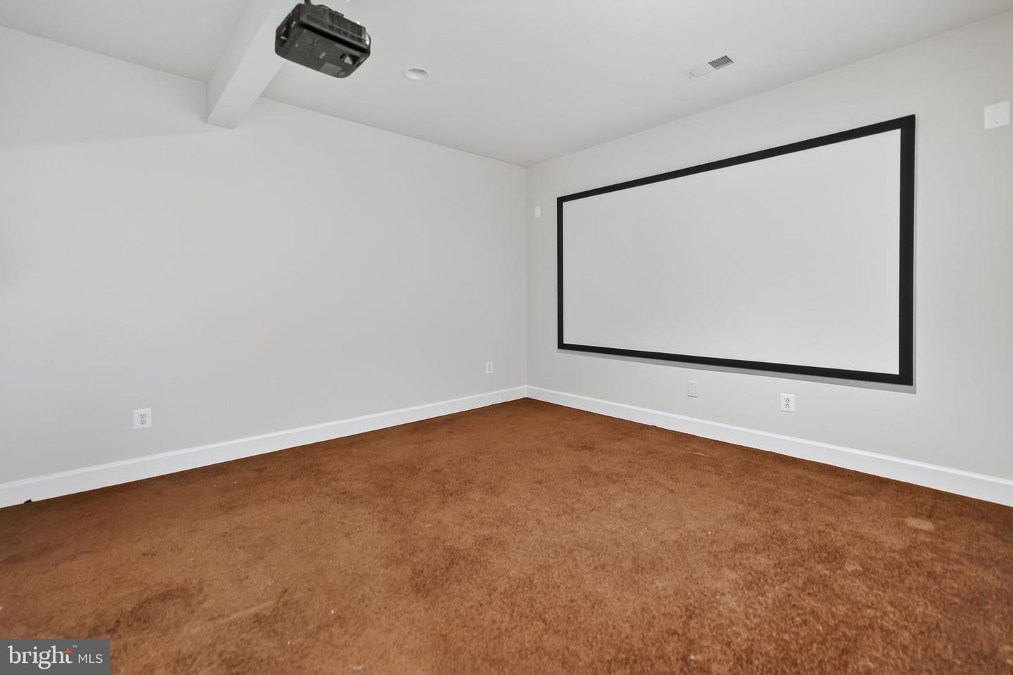 23106 BRONSTEIN LN, BRAMBLETON, Virginia 20148, 5 Bedrooms Bedrooms, ,4 BathroomsBathrooms,Residential,For sale,23106 BRONSTEIN LN,VALO2113470 MLS # VALO2113470