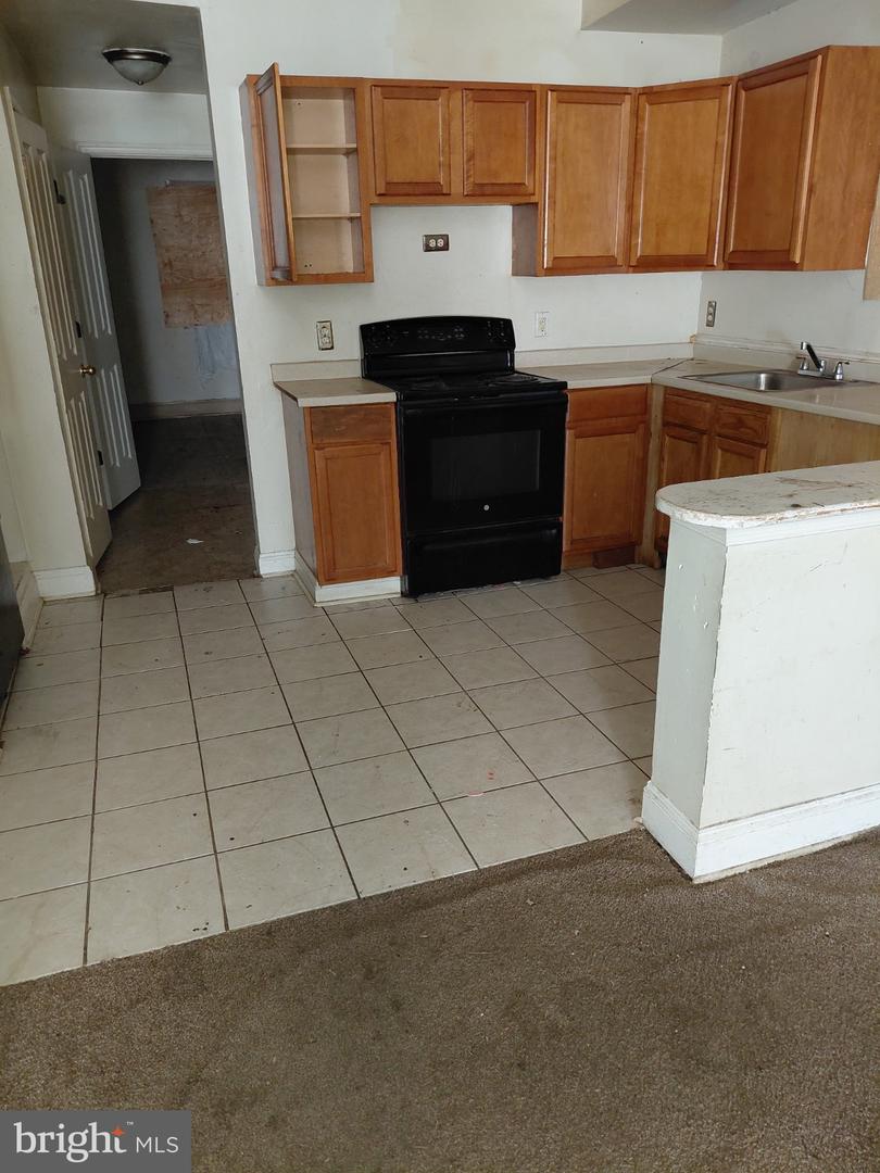 2328 NICHOLSON ST SE, WASHINGTON, District Of Columbia 20020, 3 Bedrooms Bedrooms, 4 Rooms Rooms,1 BathroomBathrooms,Residential,For sale,2328 NICHOLSON ST SE,DCDC2240184 MLS # DCDC2240184