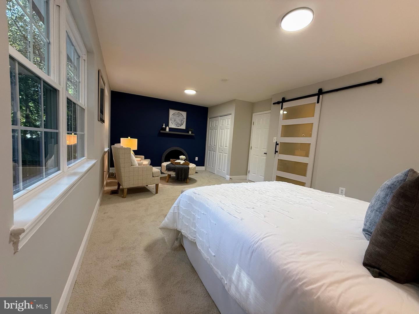 9983 HEMLOCK WOODS LN, BURKE, Virginia 22015, 3 Bedrooms Bedrooms, ,3 BathroomsBathrooms,Residential,For sale,9983 HEMLOCK WOODS LN,VAFX2287112 MLS # VAFX2287112