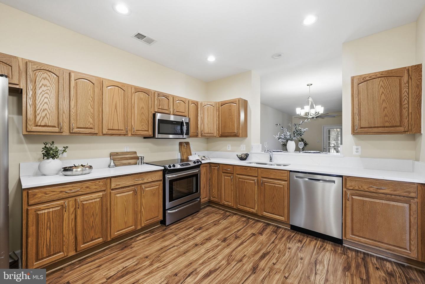 13513 NORWICK PL, GAINESVILLE, Virginia 20155, 2 Bedrooms Bedrooms, ,2 BathroomsBathrooms,Residential,For sale,13513 NORWICK PL,VAPW2111362 MLS # VAPW2111362