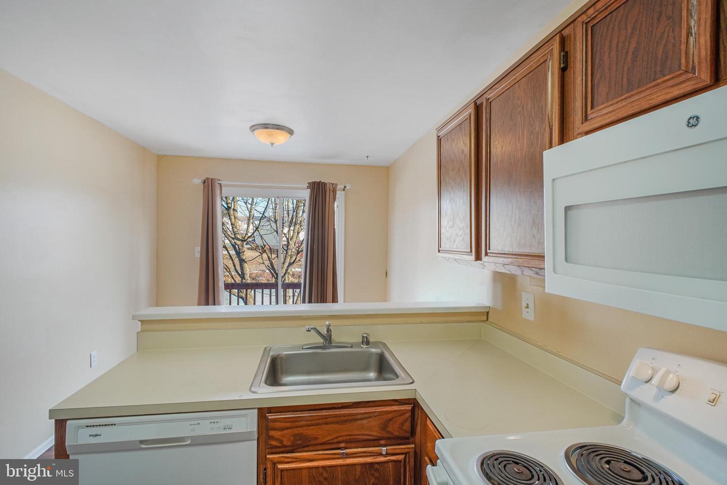 213 LAKEVIEW CT, STAFFORD, Virginia 22554, 3 Bedrooms Bedrooms, ,2 BathroomsBathrooms,Residential,For sale,213 LAKEVIEW CT,VAST2045570 MLS # VAST2045570