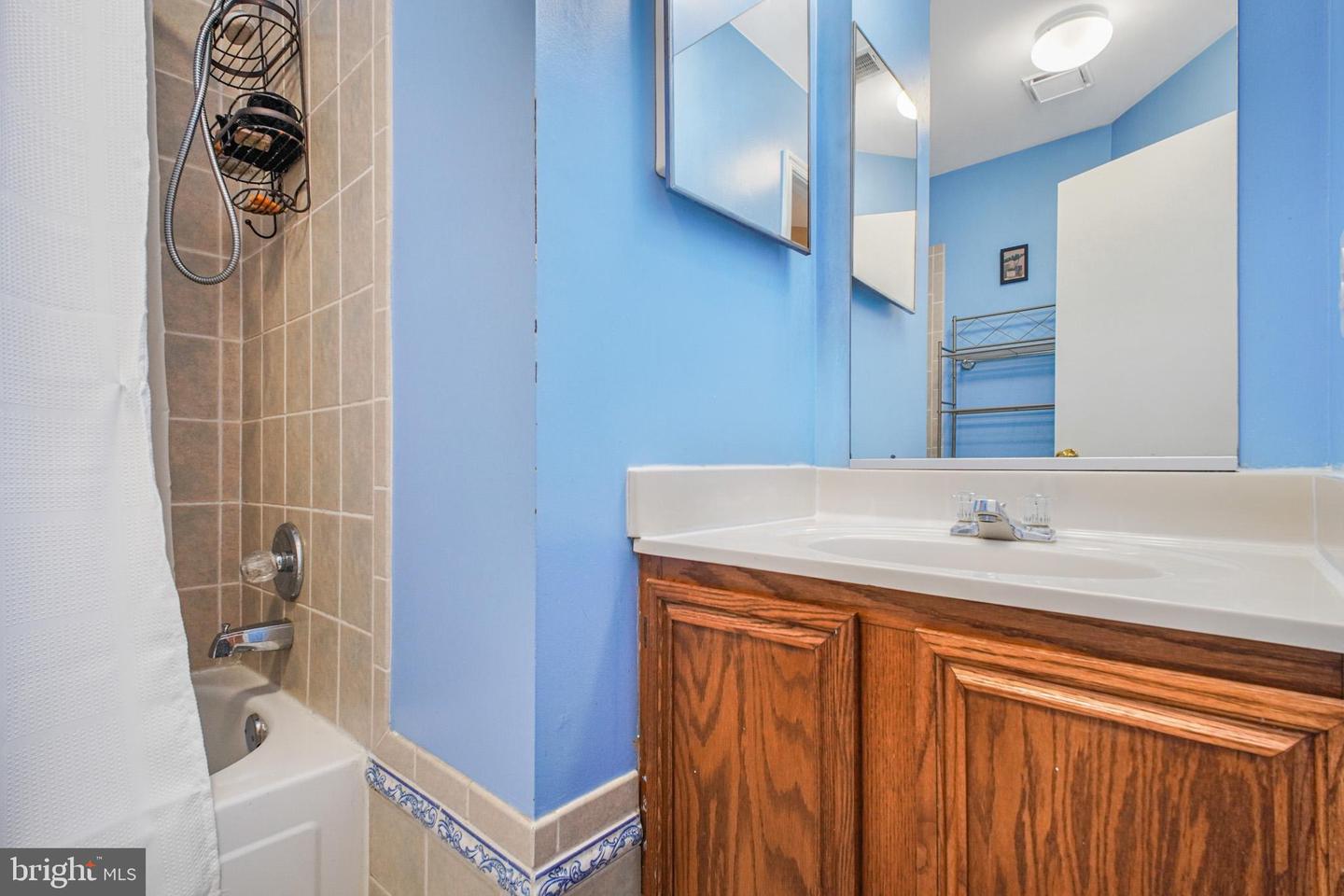 213 LAKEVIEW CT, STAFFORD, Virginia 22554, 3 Bedrooms Bedrooms, ,2 BathroomsBathrooms,Residential,For sale,213 LAKEVIEW CT,VAST2045570 MLS # VAST2045570