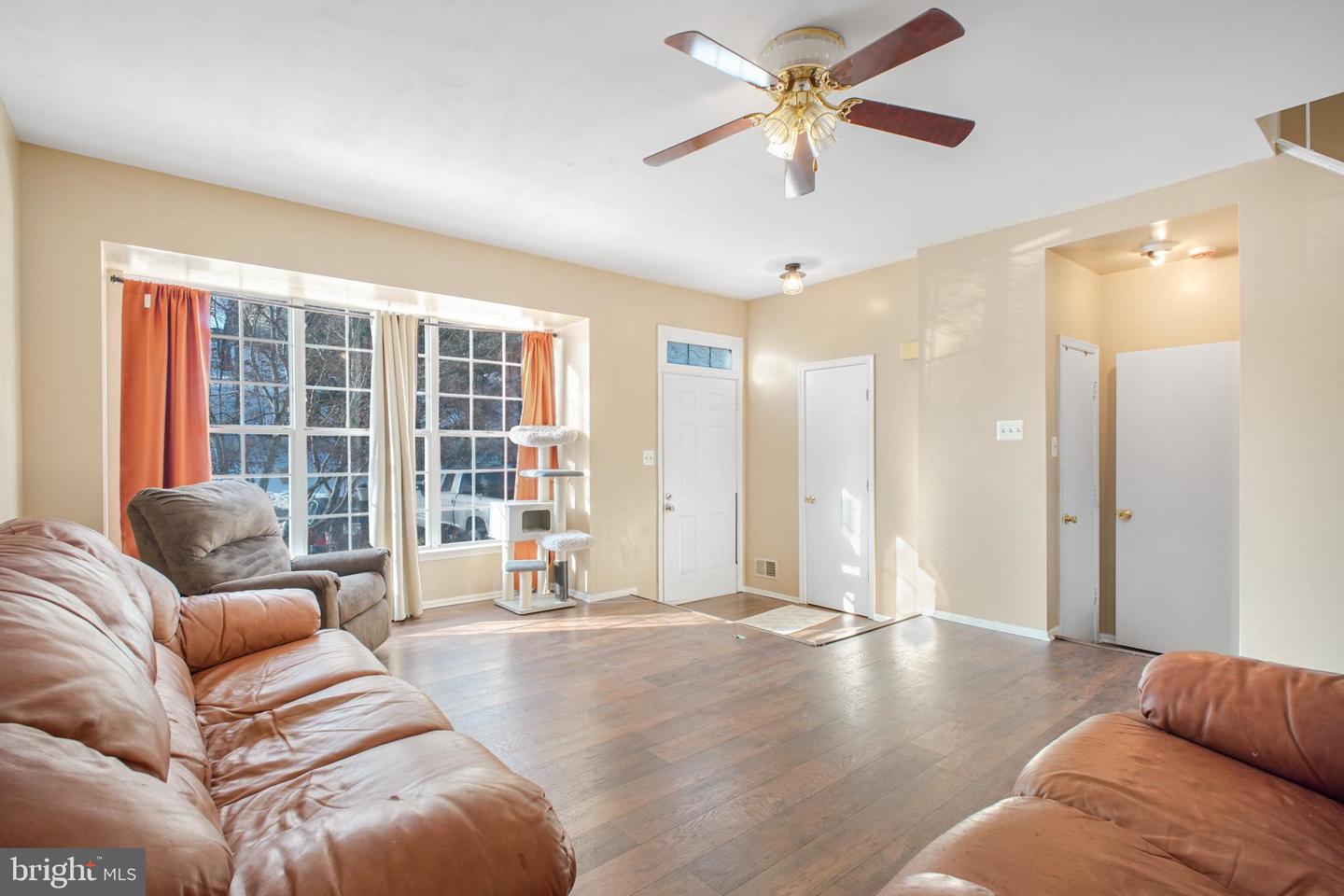 213 LAKEVIEW CT, STAFFORD, Virginia 22554, 3 Bedrooms Bedrooms, ,2 BathroomsBathrooms,Residential,For sale,213 LAKEVIEW CT,VAST2045570 MLS # VAST2045570