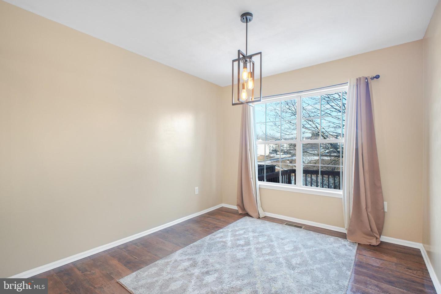 213 LAKEVIEW CT, STAFFORD, Virginia 22554, 3 Bedrooms Bedrooms, ,2 BathroomsBathrooms,Residential,For sale,213 LAKEVIEW CT,VAST2045570 MLS # VAST2045570