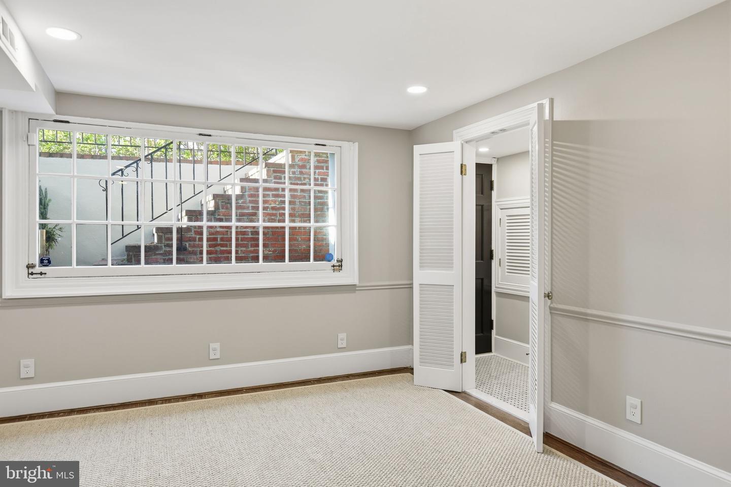 322 2ND ST SE, WASHINGTON, District Of Columbia 20003, 3 Bedrooms Bedrooms, ,3 BathroomsBathrooms,Residential,For sale,322 2ND ST SE,DCDC2244802 MLS # DCDC2244802 322 2ND ST SE, WASHINGTON, District Of Columbia 20003, 3 Bedrooms Bedrooms, ,3 BathroomsBathrooms,Residential,For sale,322 2ND ST SE,DCDC2244802 MLS # DCDC2244802