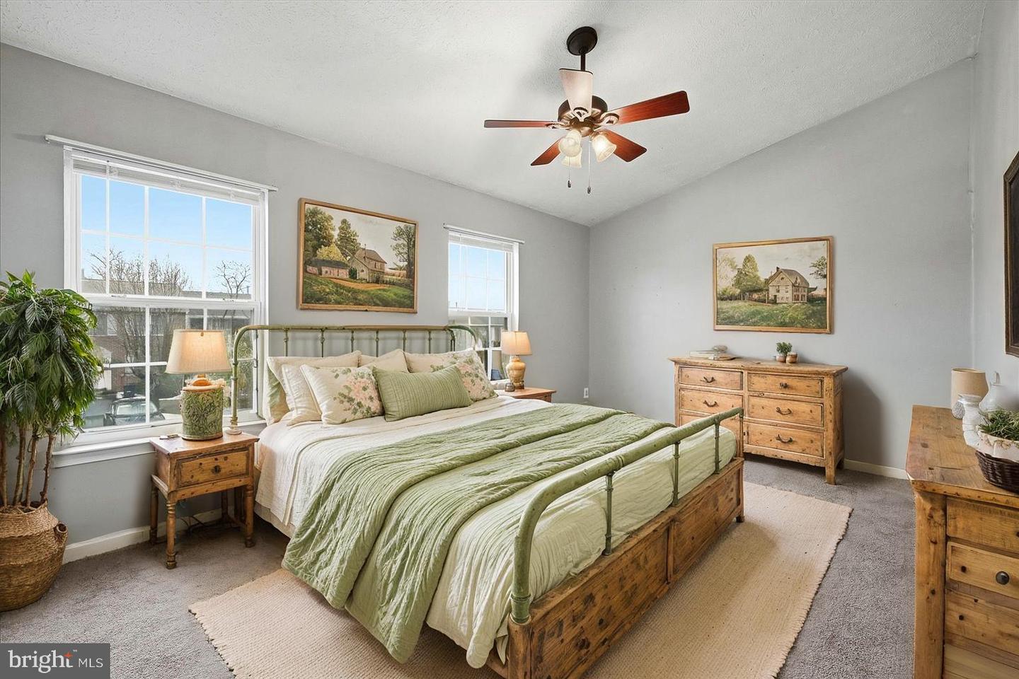 425 SURREY CLUB LN, STEPHENS CITY, Virginia 22655, 2 Bedrooms Bedrooms, ,1 BathroomBathrooms,Residential,For sale,425 SURREY CLUB LN,VAFV2039428 MLS # VAFV2039428