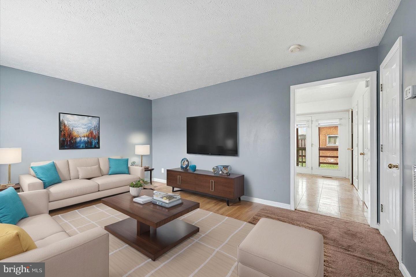 425 SURREY CLUB LN, STEPHENS CITY, Virginia 22655, 2 Bedrooms Bedrooms, ,1 BathroomBathrooms,Residential,For sale,425 SURREY CLUB LN,VAFV2039428 MLS # VAFV2039428