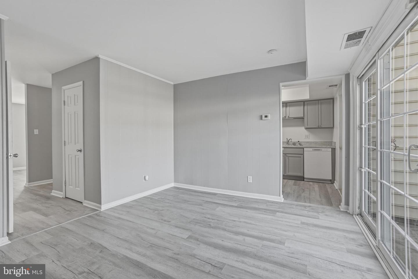 311 CLAY ST, FREDERICKSBURG, Virginia 22408, 3 Bedrooms Bedrooms, ,2 BathroomsBathrooms,Residential,For sale,311 CLAY ST,VASP2039124 MLS # VASP2039124