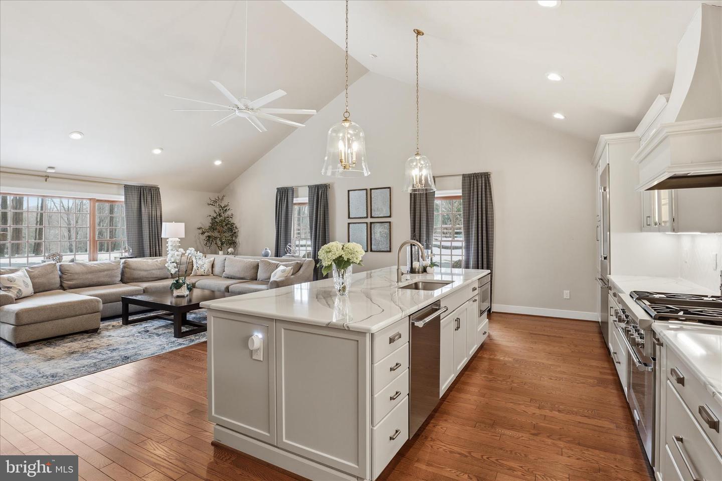 6704 CEDAR VIEW CT, CLIFTON, Virginia 20124, 5 Bedrooms Bedrooms, ,6 BathroomsBathrooms,Residential,For sale,6704 CEDAR VIEW CT,VAFX2289800 MLS # VAFX2289800 6704 CEDAR VIEW CT, CLIFTON, Virginia 20124, 5 Bedrooms Bedrooms, ,6 BathroomsBathrooms,Residential,For sale,6704 CEDAR VIEW CT,VAFX2289800 MLS # VAFX2289800