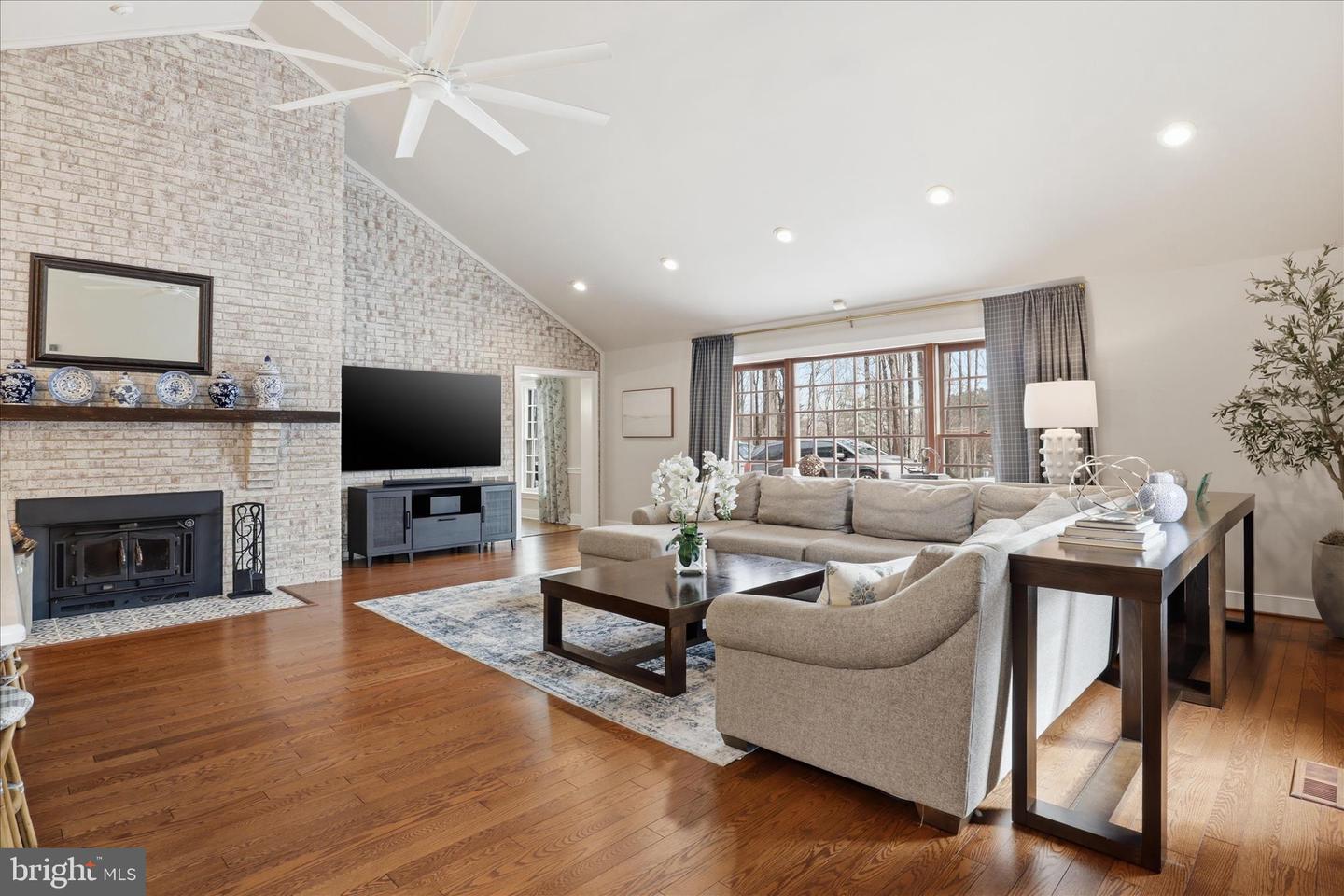 6704 CEDAR VIEW CT, CLIFTON, Virginia 20124, 5 Bedrooms Bedrooms, ,6 BathroomsBathrooms,Residential,For sale,6704 CEDAR VIEW CT,VAFX2289800 MLS # VAFX2289800 6704 CEDAR VIEW CT, CLIFTON, Virginia 20124, 5 Bedrooms Bedrooms, ,6 BathroomsBathrooms,Residential,For sale,6704 CEDAR VIEW CT,VAFX2289800 MLS # VAFX2289800