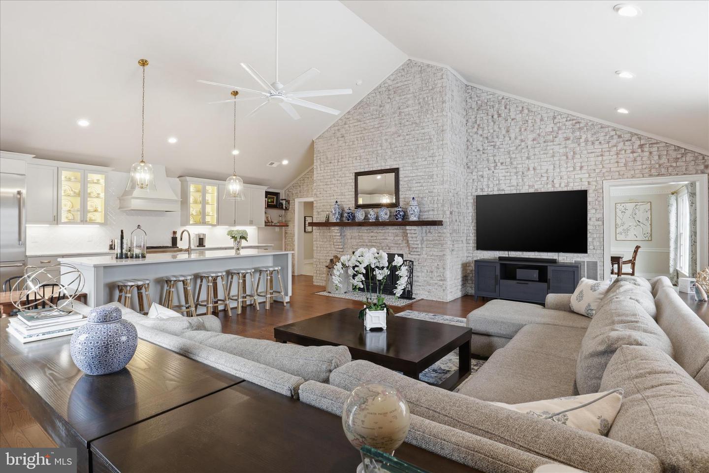 6704 CEDAR VIEW CT, CLIFTON, Virginia 20124, 5 Bedrooms Bedrooms, ,6 BathroomsBathrooms,Residential,For sale,6704 CEDAR VIEW CT,VAFX2289800 MLS # VAFX2289800 6704 CEDAR VIEW CT, CLIFTON, Virginia 20124, 5 Bedrooms Bedrooms, ,6 BathroomsBathrooms,Residential,For sale,6704 CEDAR VIEW CT,VAFX2289800 MLS # VAFX2289800