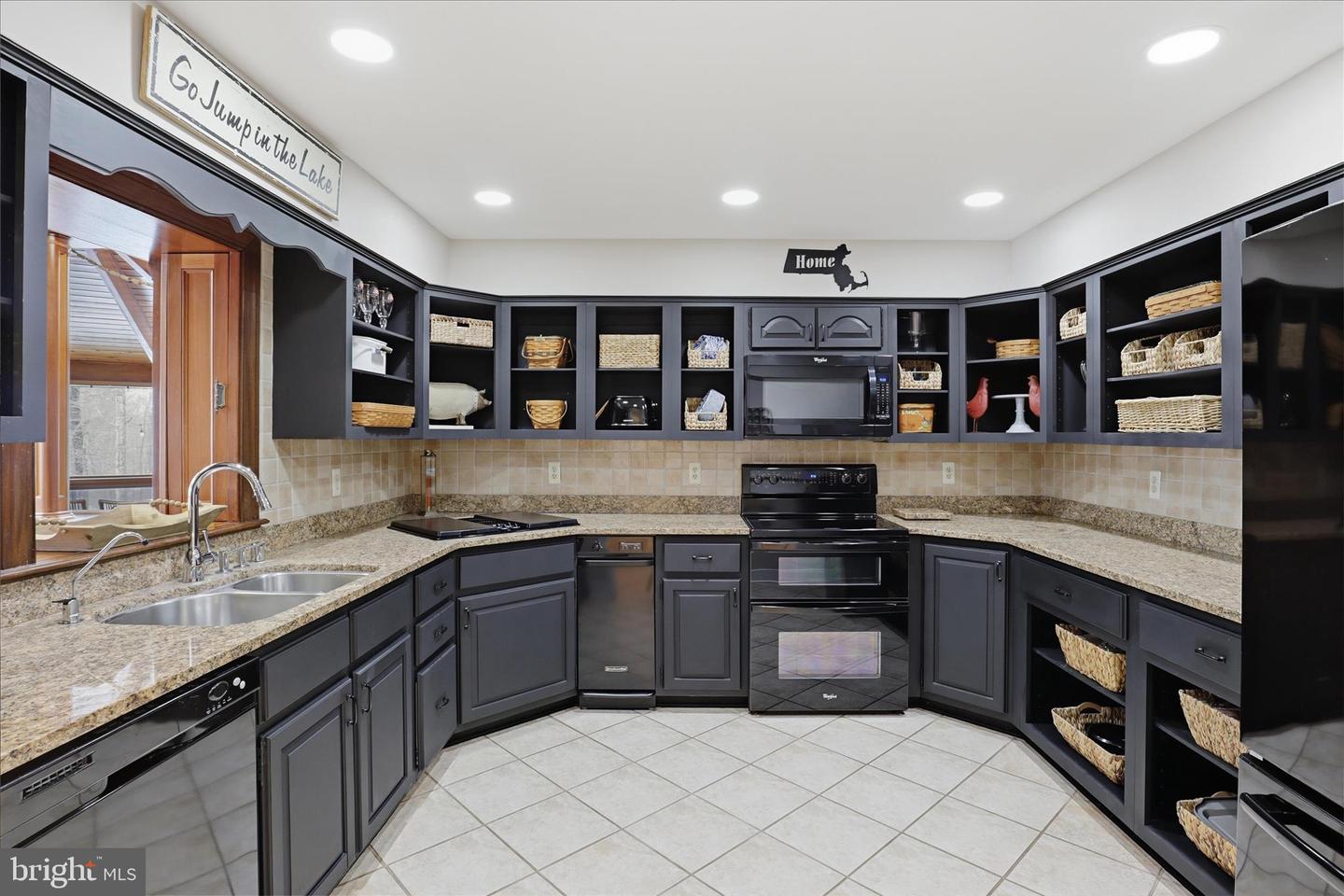 6704 CEDAR VIEW CT, CLIFTON, Virginia 20124, 5 Bedrooms Bedrooms, ,6 BathroomsBathrooms,Residential,For sale,6704 CEDAR VIEW CT,VAFX2289800 MLS # VAFX2289800 6704 CEDAR VIEW CT, CLIFTON, Virginia 20124, 5 Bedrooms Bedrooms, ,6 BathroomsBathrooms,Residential,For sale,6704 CEDAR VIEW CT,VAFX2289800 MLS # VAFX2289800