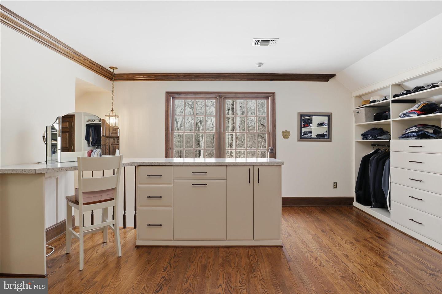 6704 CEDAR VIEW CT, CLIFTON, Virginia 20124, 5 Bedrooms Bedrooms, ,6 BathroomsBathrooms,Residential,For sale,6704 CEDAR VIEW CT,VAFX2289800 MLS # VAFX2289800 6704 CEDAR VIEW CT, CLIFTON, Virginia 20124, 5 Bedrooms Bedrooms, ,6 BathroomsBathrooms,Residential,For sale,6704 CEDAR VIEW CT,VAFX2289800 MLS # VAFX2289800