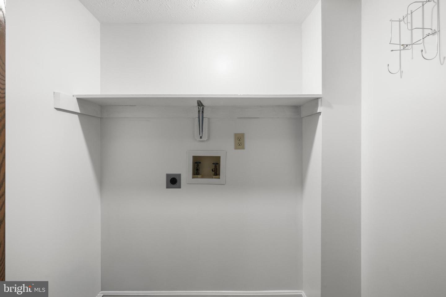 105 PARKSIDE DR, WINCHESTER, Virginia 22602, 2 Bedrooms Bedrooms, ,1 BathroomBathrooms,Residential,For sale,105 PARKSIDE DR,VAFV2039526 MLS # VAFV2039526