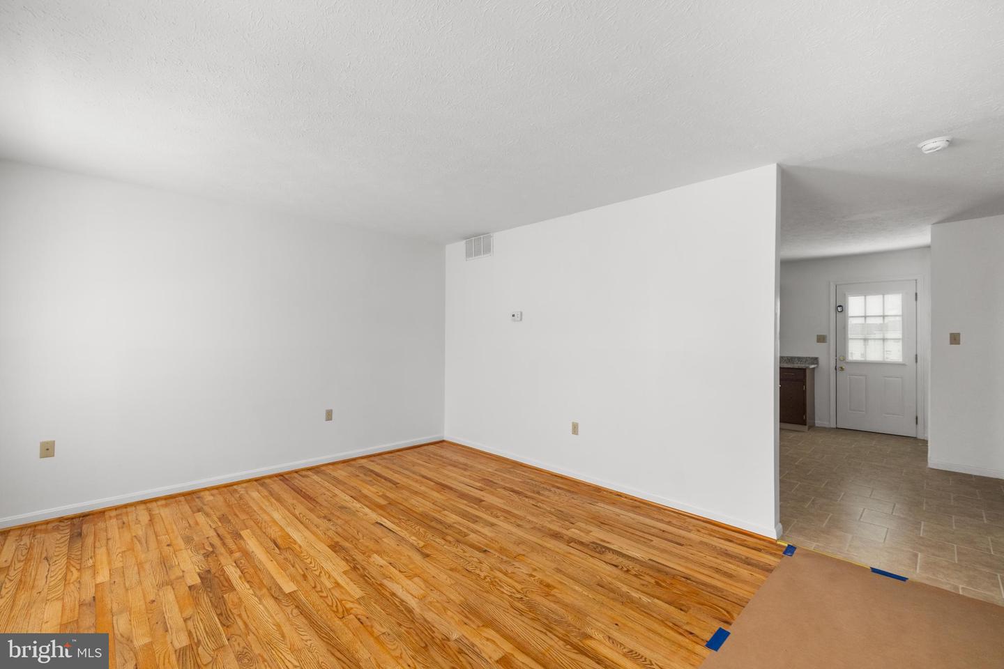 105 PARKSIDE DR, WINCHESTER, Virginia 22602, 2 Bedrooms Bedrooms, ,1 BathroomBathrooms,Residential,For sale,105 PARKSIDE DR,VAFV2039526 MLS # VAFV2039526