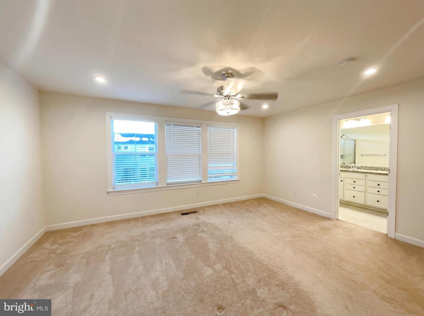 8124 BOCK FARM PL, ALEXANDRIA, Virginia 22306, 4 Bedrooms Bedrooms, ,3 BathroomsBathrooms,Residential,For sale,8124 BOCK FARM PL,VAFX2291162 MLS # VAFX2291162