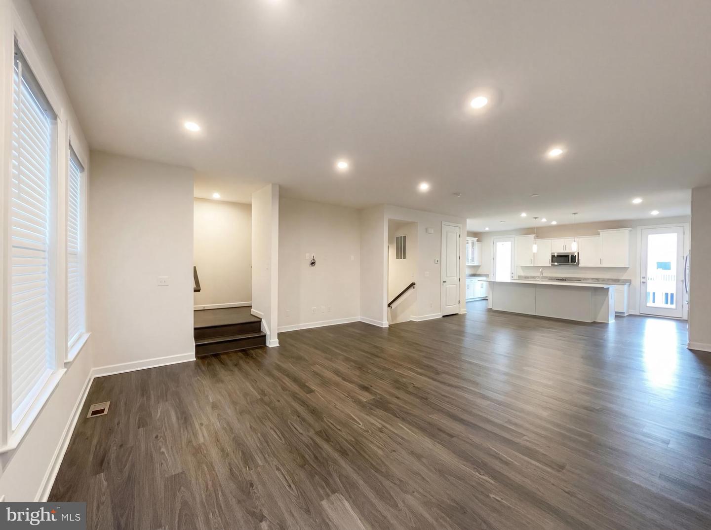 8124 BOCK FARM PL, ALEXANDRIA, Virginia 22306, 4 Bedrooms Bedrooms, ,3 BathroomsBathrooms,Residential,For sale,8124 BOCK FARM PL,VAFX2291162 MLS # VAFX2291162