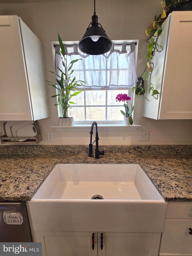 6014 STUBBS BRIDGE RD, MINERAL, Virginia 23117, 5 Bedrooms Bedrooms, ,3 BathroomsBathrooms,Residential,For sale,6014 STUBBS BRIDGE RD,VASP2039316 MLS # VASP2039316