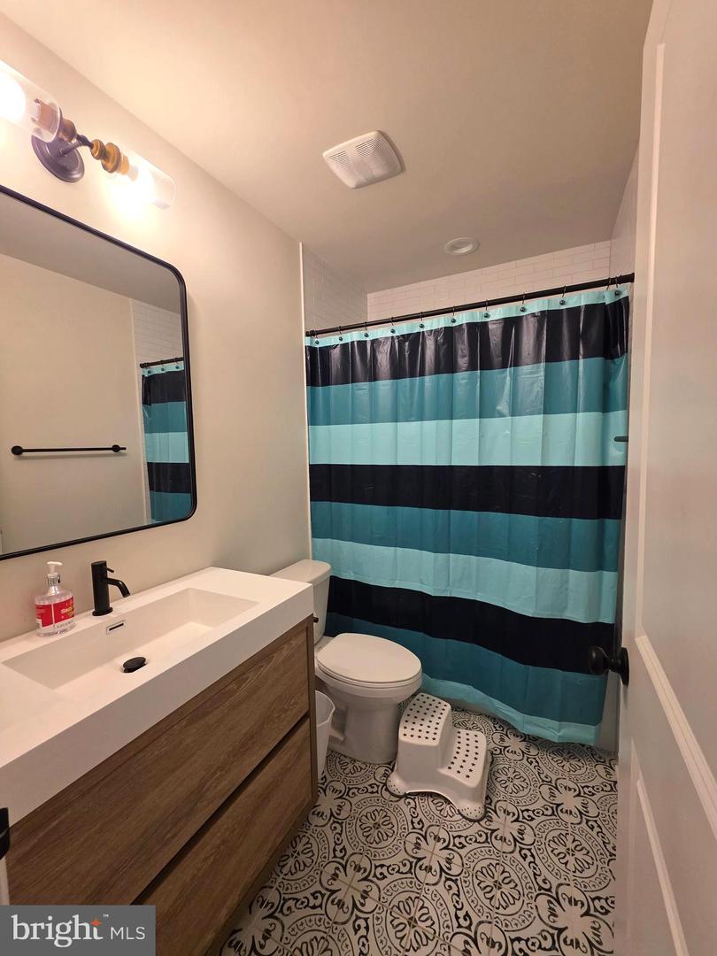 6014 STUBBS BRIDGE RD, MINERAL, Virginia 23117, 5 Bedrooms Bedrooms, ,3 BathroomsBathrooms,Residential,For sale,6014 STUBBS BRIDGE RD,VASP2039316 MLS # VASP2039316