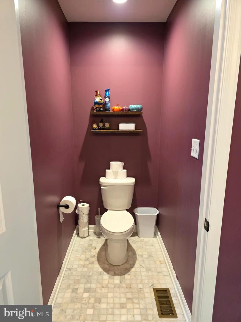 6014 STUBBS BRIDGE RD, MINERAL, Virginia 23117, 5 Bedrooms Bedrooms, ,3 BathroomsBathrooms,Residential,For sale,6014 STUBBS BRIDGE RD,VASP2039316 MLS # VASP2039316