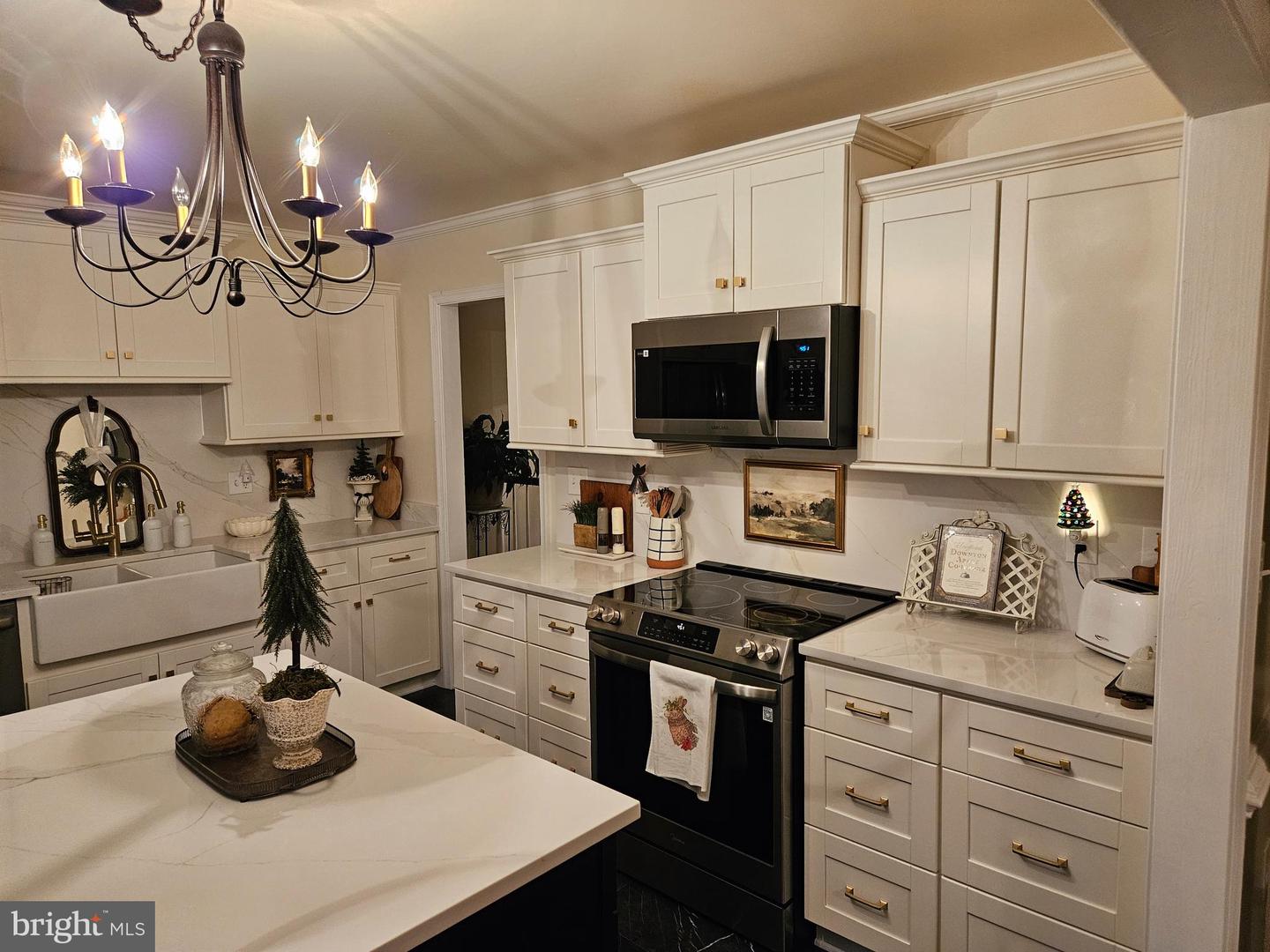 14464 LIPSCOMB HILL LN, MILFORD, Virginia 22514, 4 Bedrooms Bedrooms, 8 Rooms Rooms,3 BathroomsBathrooms,Residential,For sale,14464 LIPSCOMB HILL LN,VACV2009538 MLS # VACV2009538