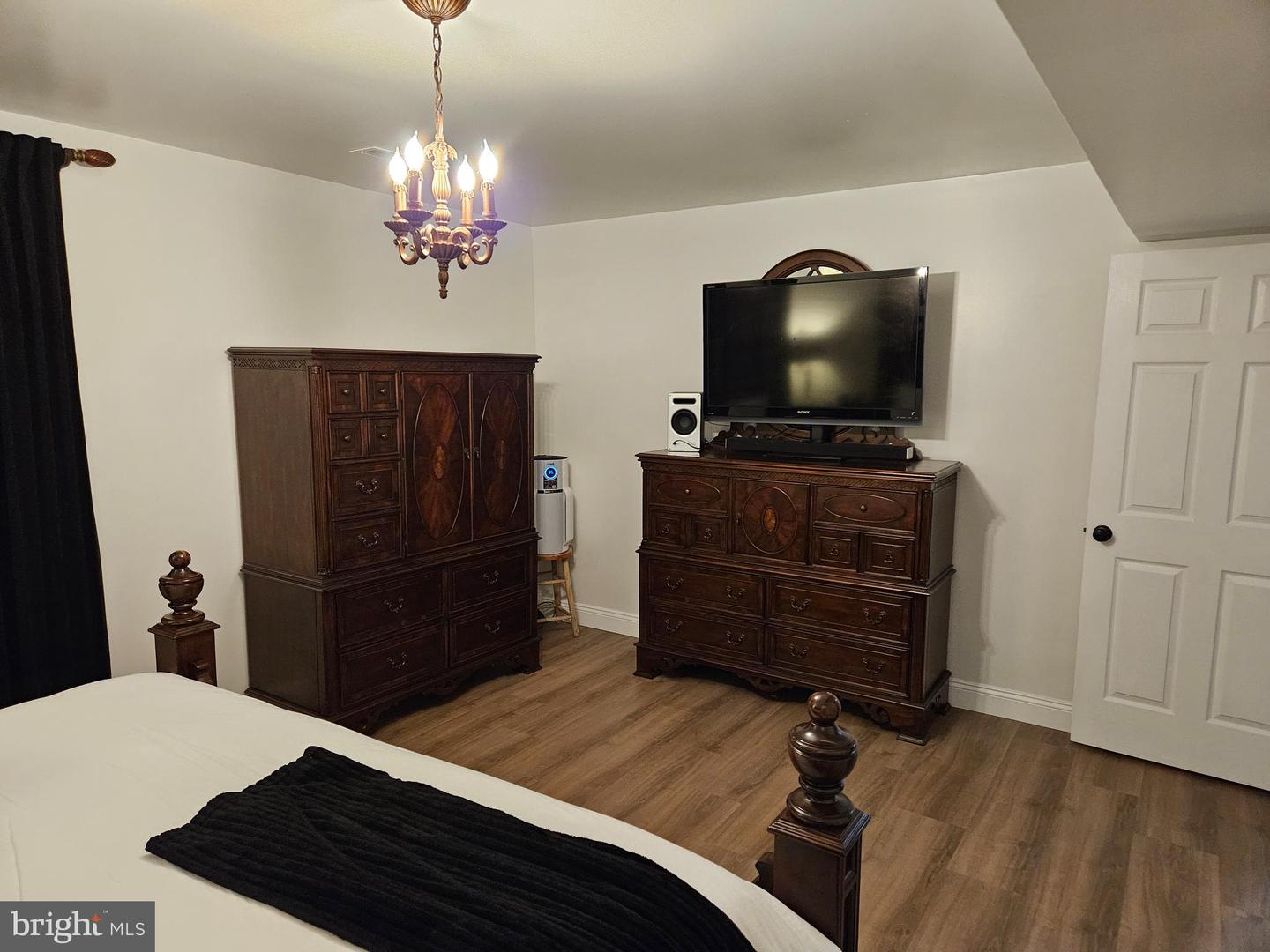 14464 LIPSCOMB HILL LN, MILFORD, Virginia 22514, 4 Bedrooms Bedrooms, 8 Rooms Rooms,3 BathroomsBathrooms,Residential,For sale,14464 LIPSCOMB HILL LN,VACV2009538 MLS # VACV2009538