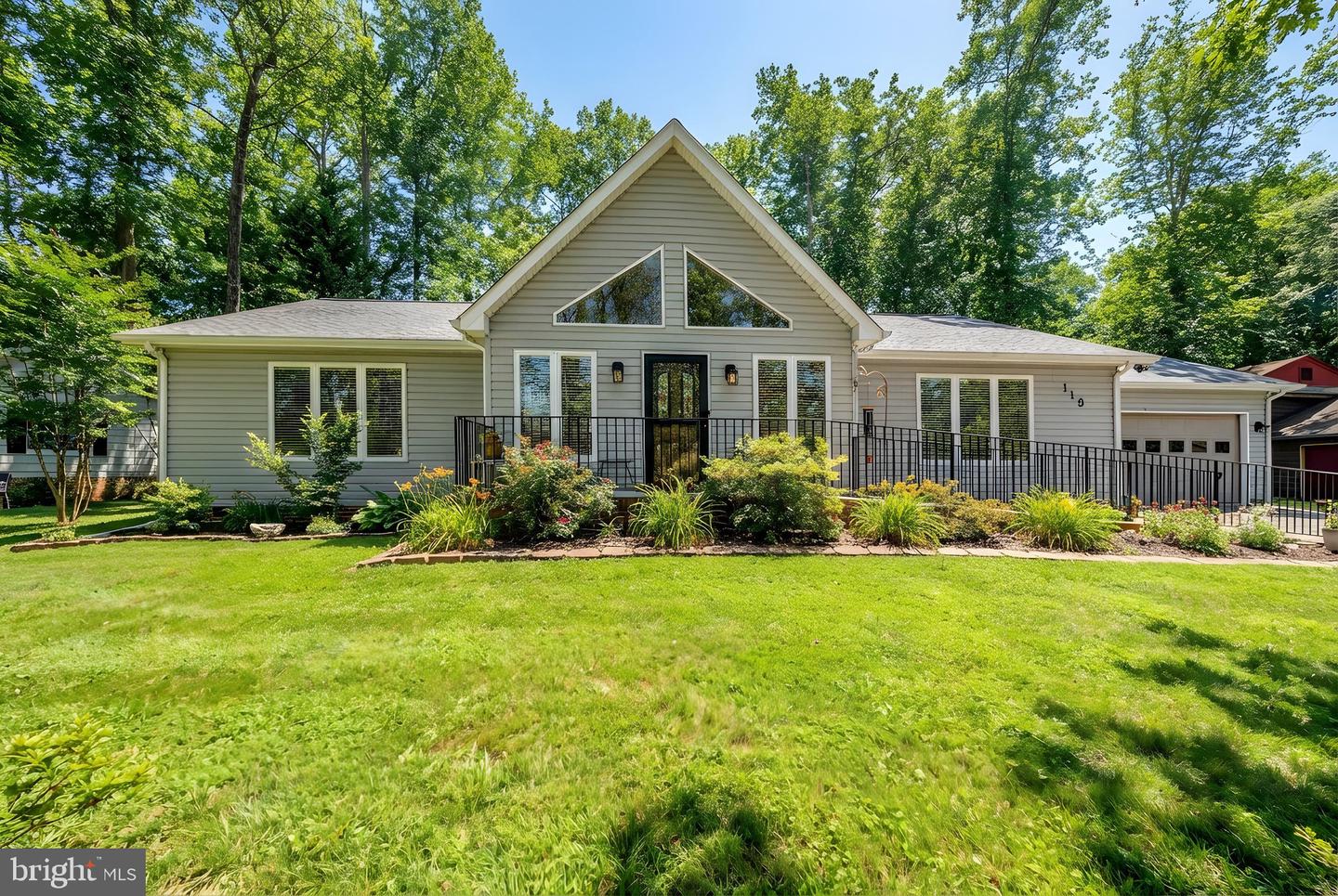 119 WASHINGTON ST, LOCUST GROVE, Virginia 22508, 3 Bedrooms Bedrooms, ,2 BathroomsBathrooms,Residential,For sale,119 WASHINGTON ST,VAOR2013298 MLS # VAOR2013298