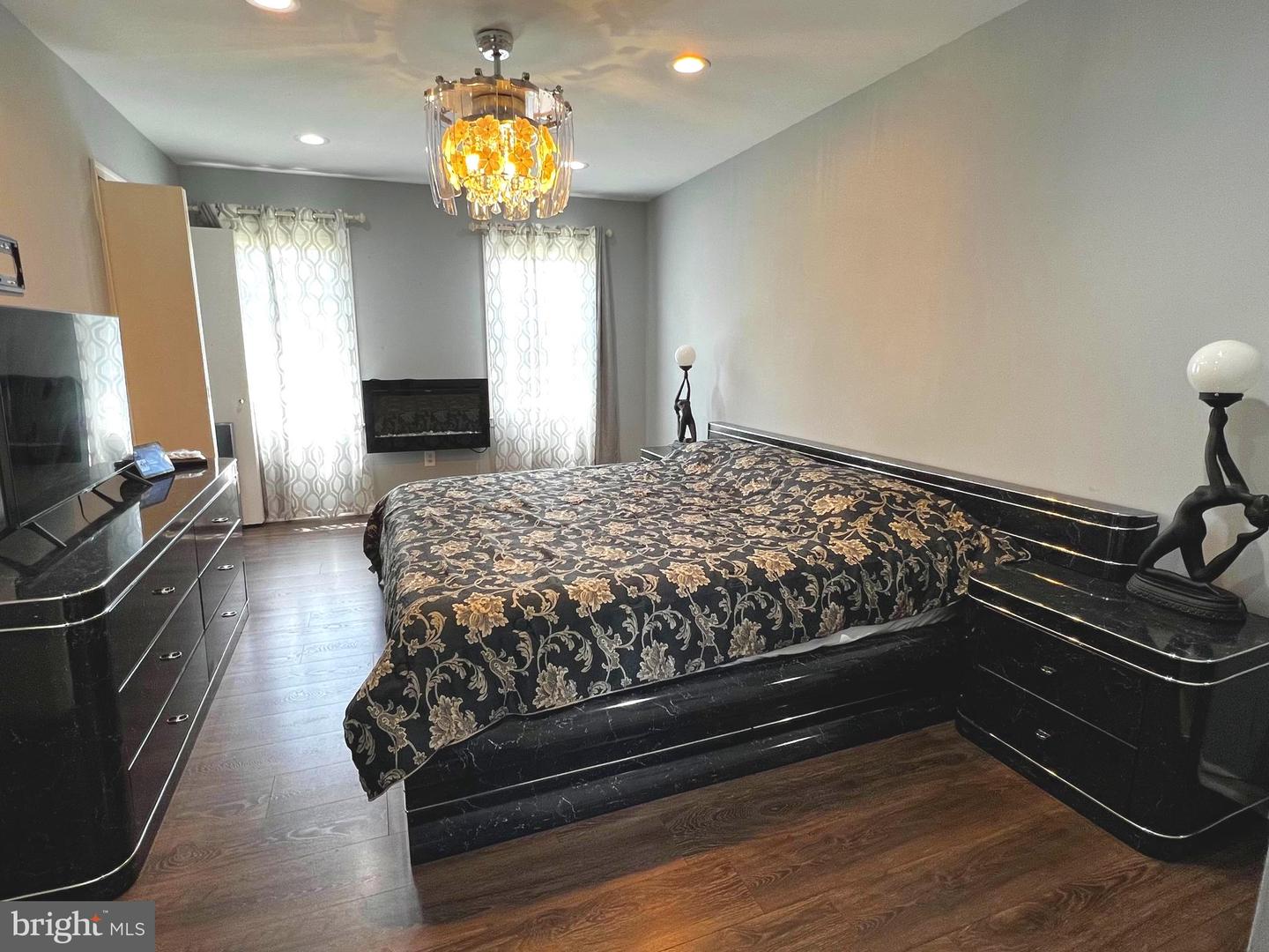 9609 PODIUM DR, VIENNA, Virginia 22182, 4 Bedrooms Bedrooms, ,3 BathroomsBathrooms,Residential,For sale,9609 PODIUM DR,VAFX2291148 MLS # VAFX2291148