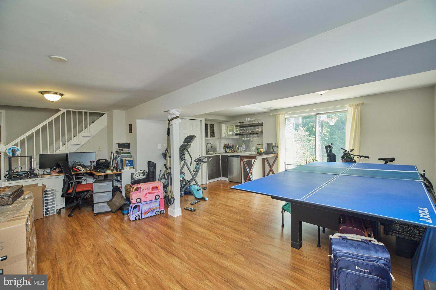 9609 PODIUM DR, VIENNA, Virginia 22182, 4 Bedrooms Bedrooms, ,3 BathroomsBathrooms,Residential,For sale,9609 PODIUM DR,VAFX2291148 MLS # VAFX2291148