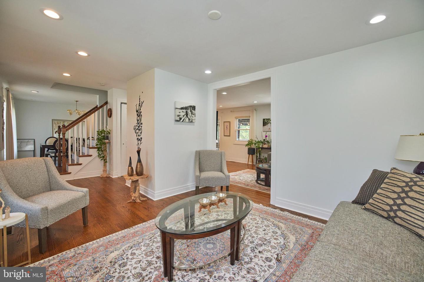 9609 PODIUM DR, VIENNA, Virginia 22182, 4 Bedrooms Bedrooms, ,3 BathroomsBathrooms,Residential,For sale,9609 PODIUM DR,VAFX2291148 MLS # VAFX2291148